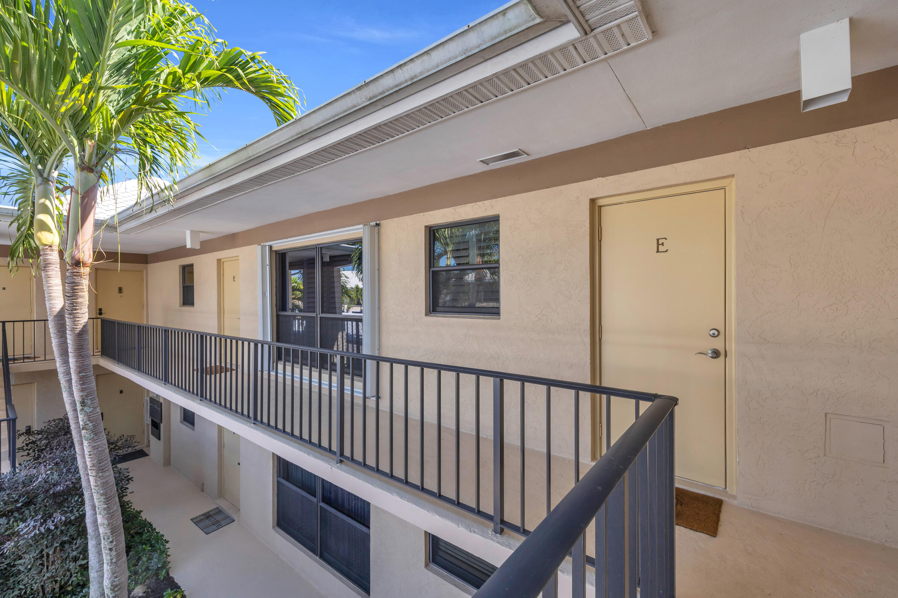 4 SE Turtle Creek Drive, #E, Jupiter, FL 33469