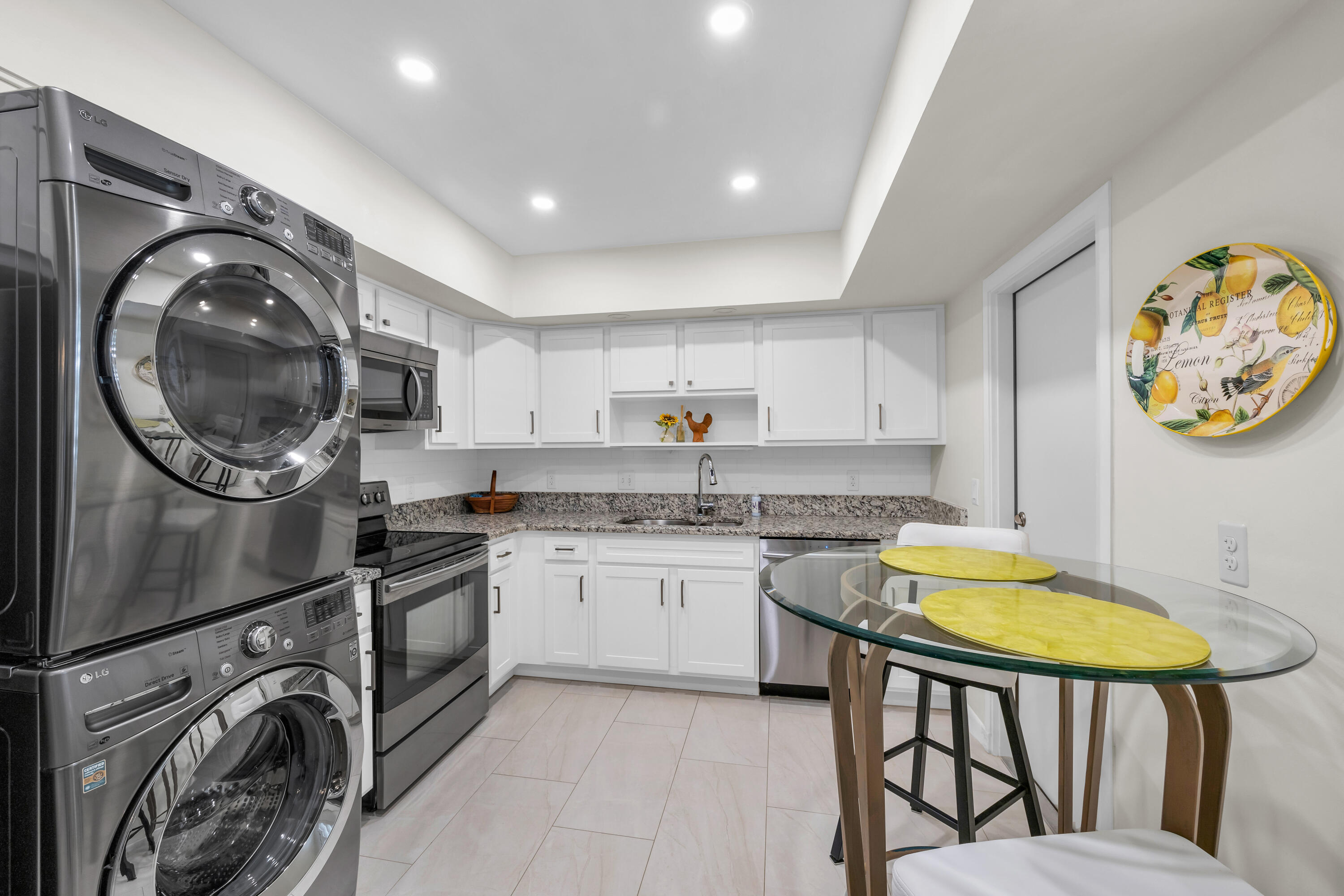 4 SE Turtle Creek Drive, #E, Jupiter, FL 33469
