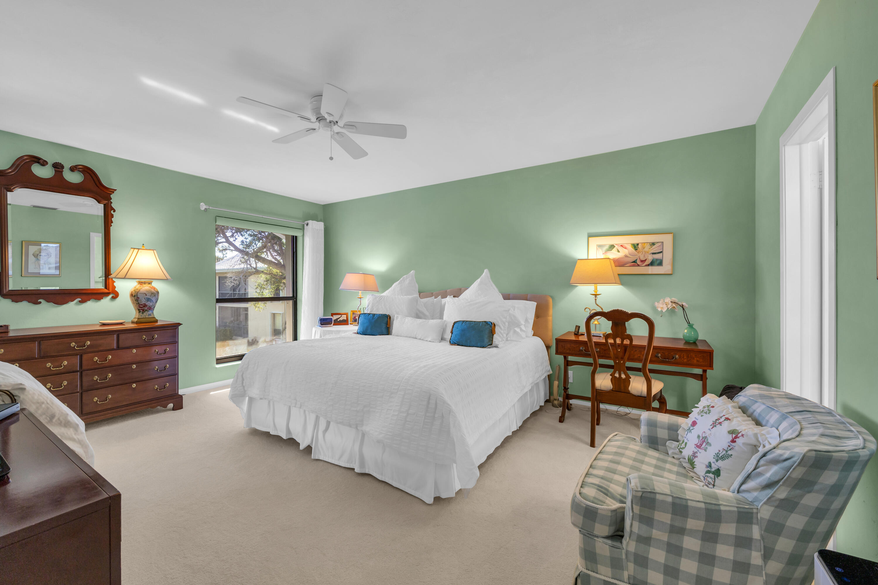 4 SE Turtle Creek Drive, #E, Jupiter, FL 33469