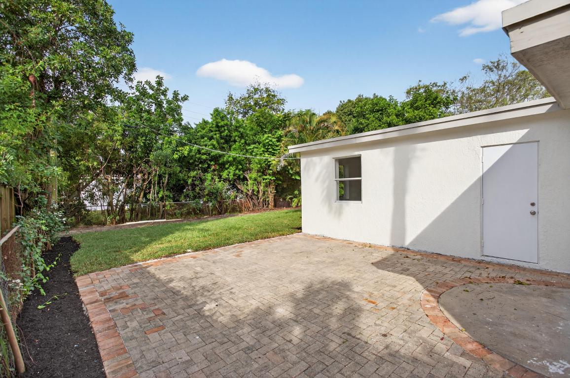 5183 NE 15th Avenue, Pompano Beach, FL 33064