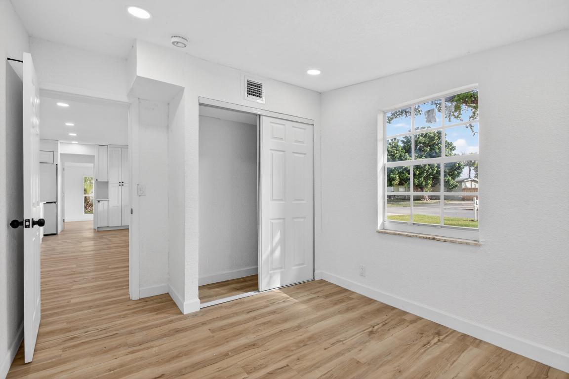 5183 NE 15th Avenue, Pompano Beach, FL 33064
