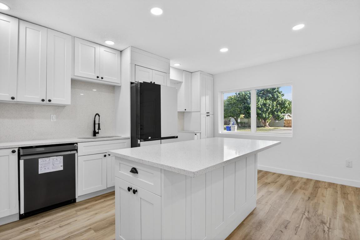 5183 NE 15th Avenue, Pompano Beach, FL 33064