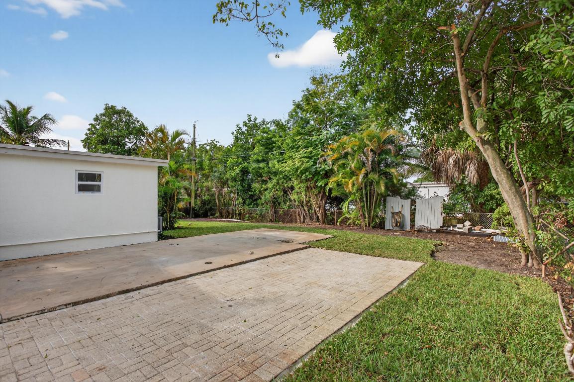5183 NE 15th Avenue, Pompano Beach, FL 33064