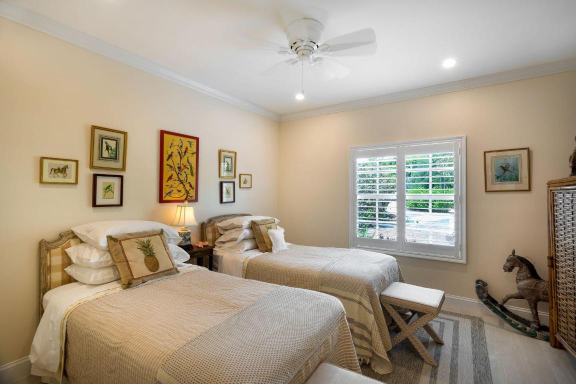 4210 Washington Road, West Palm Beach, West Palm Beach, FL 33405