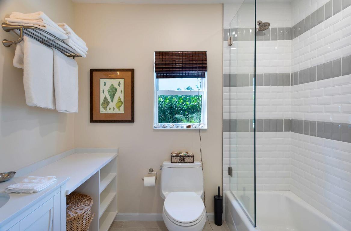 4210 Washington Road, West Palm Beach, West Palm Beach, FL 33405