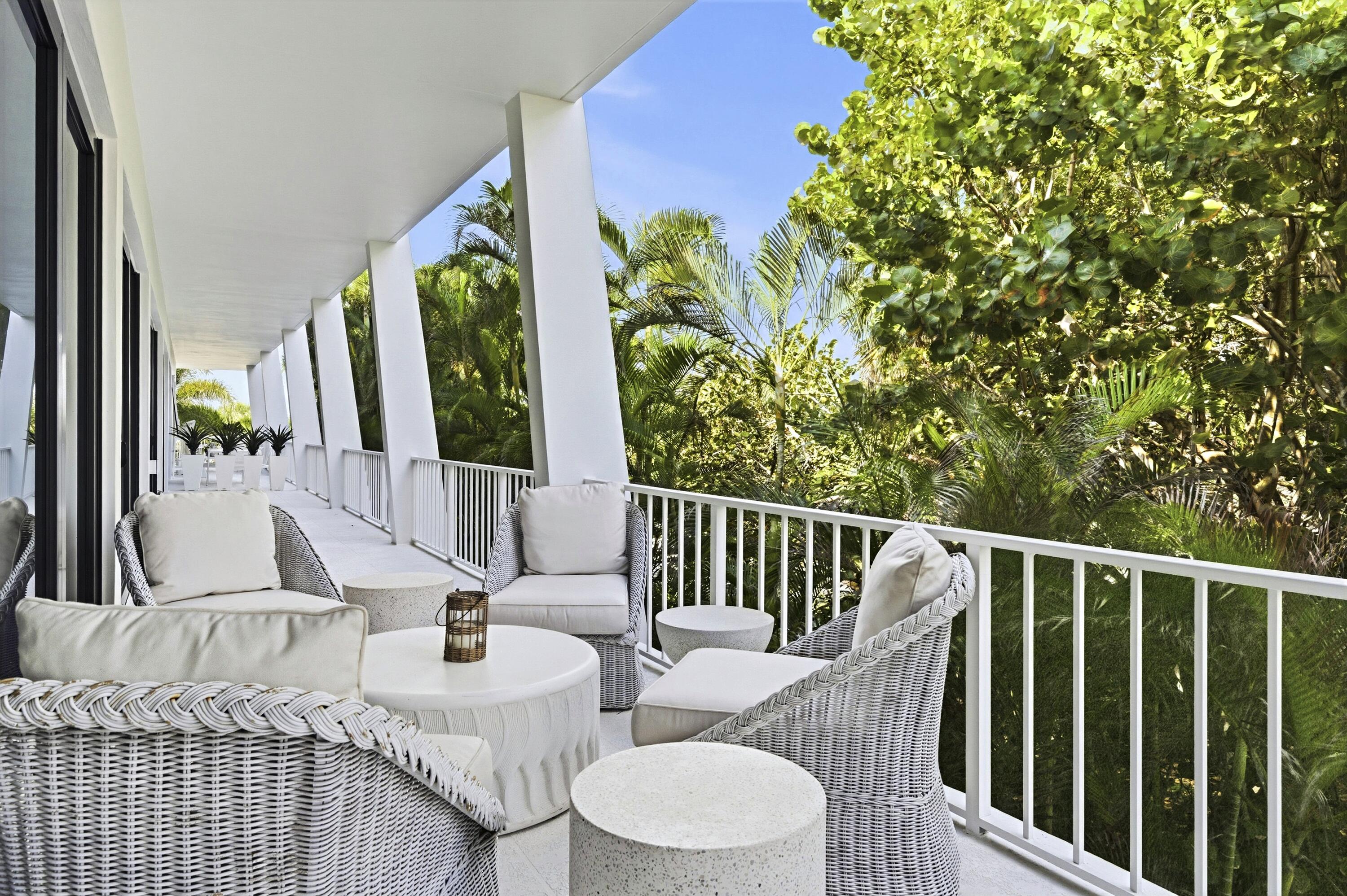 2275_S_Ocean_Blvd_207N_PB_015