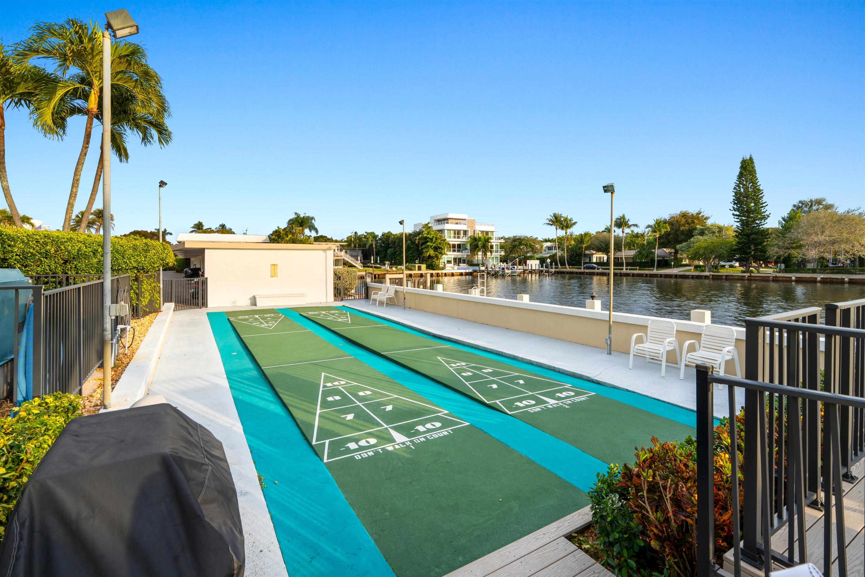 SHUFFLE_BOARD_DT