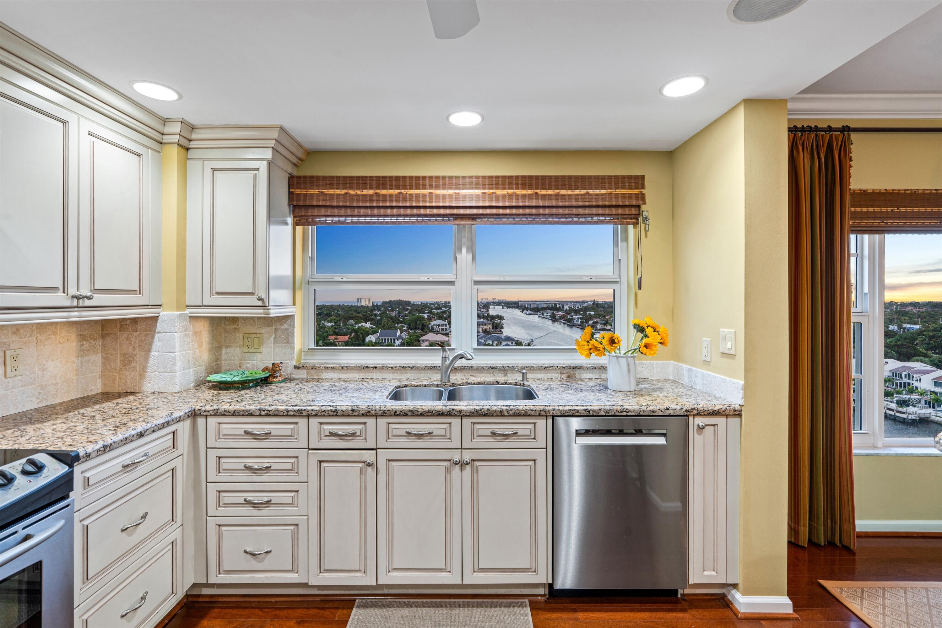 KITCHEN_SINK_STRAIGHT_DT