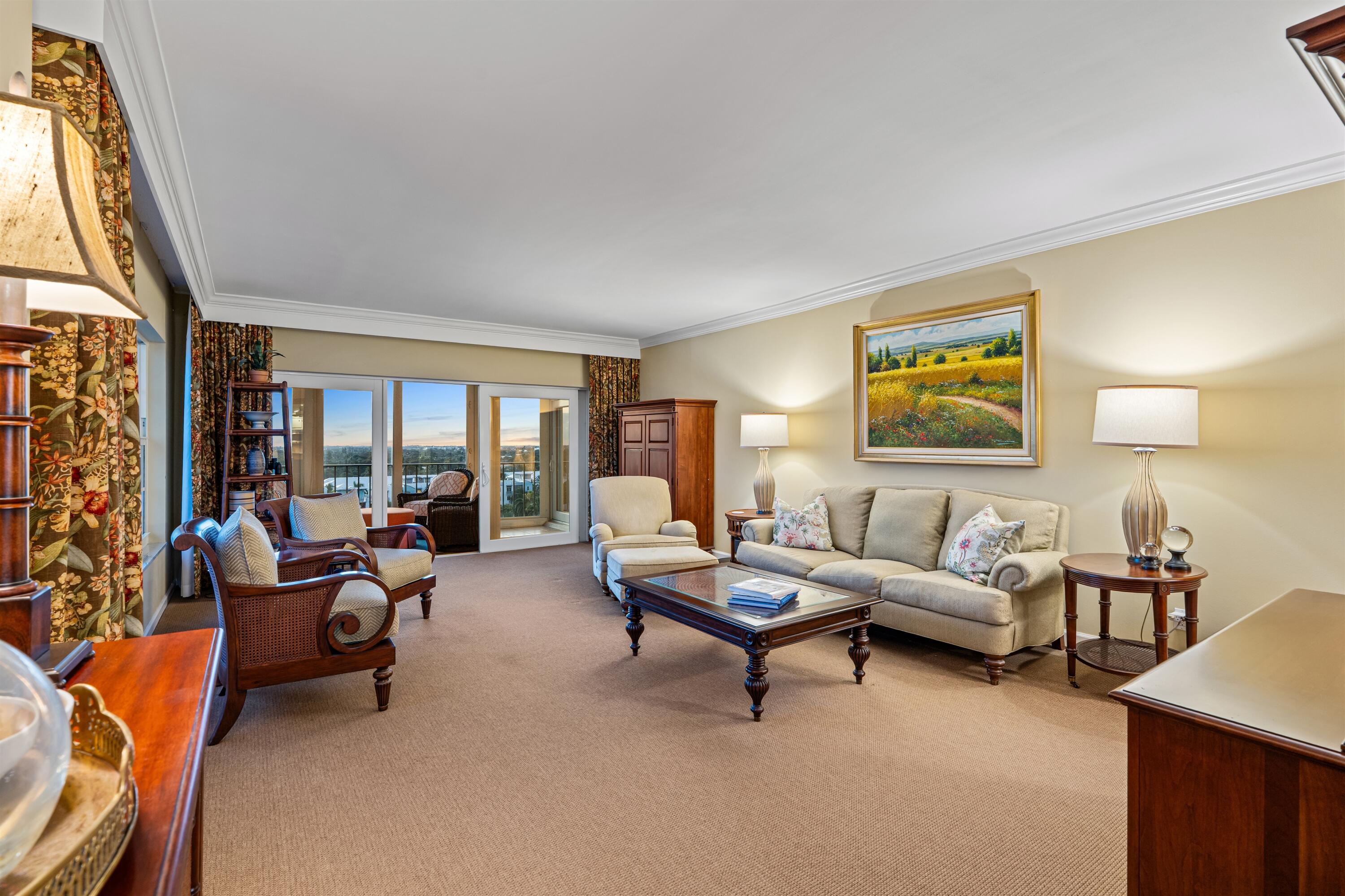 LIVING_ROOM_DT