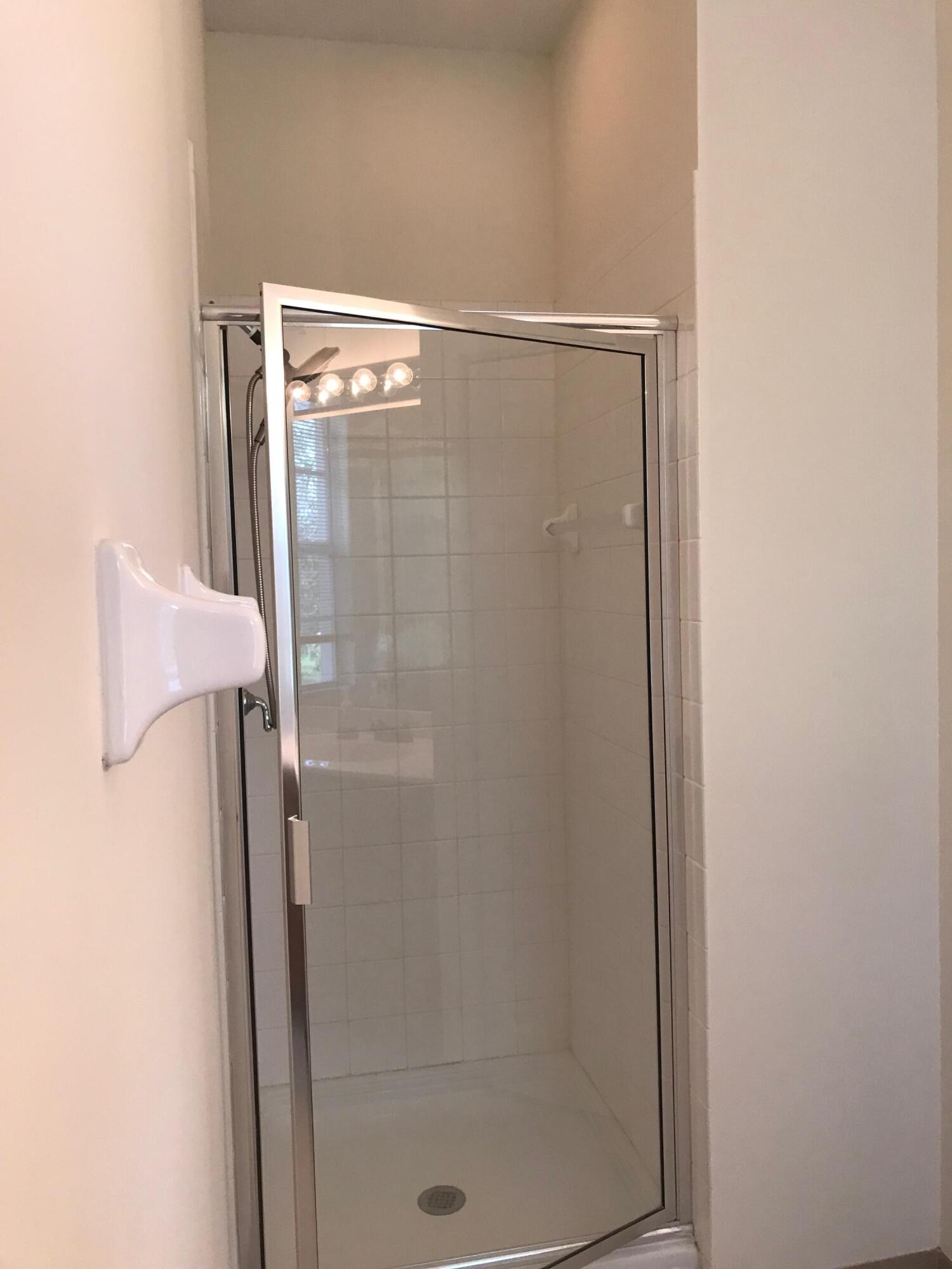 141 E Thatch Palm Circle, Jupiter, Jupiter, FL 33458