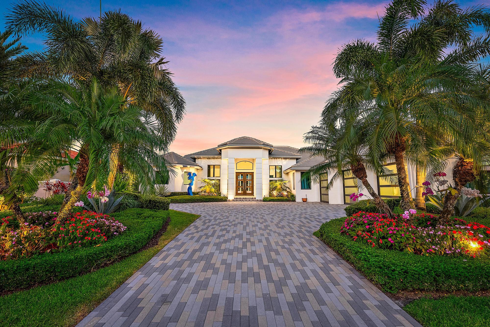 7638 Hawks Landing Drive