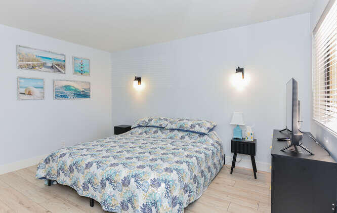1605 US1 Apt E103 Jupiter FL-small-025-0