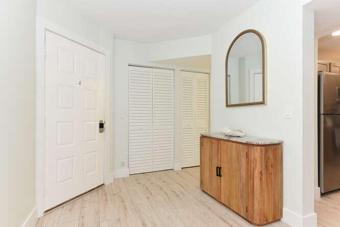 1605 US1 Apt E103 Jupiter FL-small-003-0