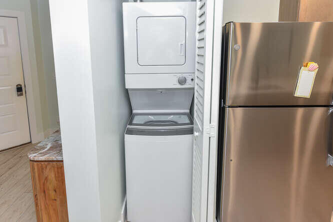 1605 US1 Apt E103 Jupiter FL-small-017-0