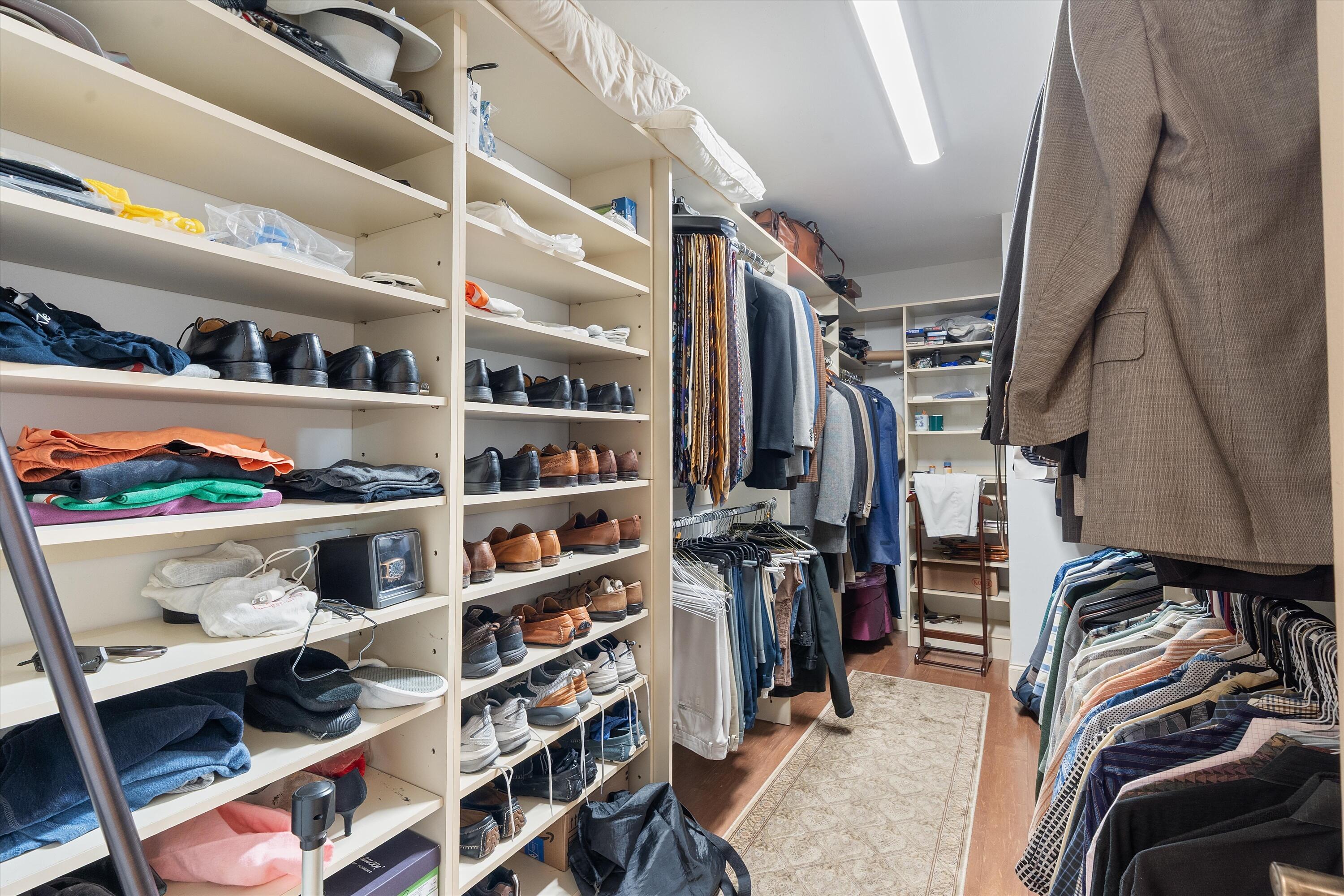 Huge Walk in Closet