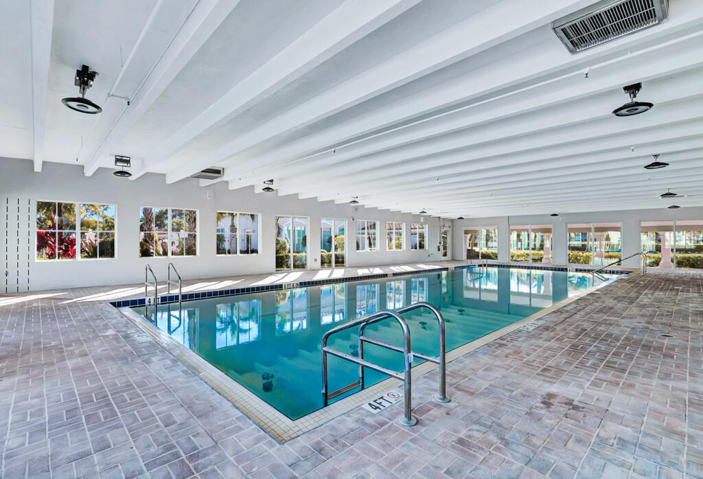 6235 Kings Gate Circle, Delray Beach, FL 33484