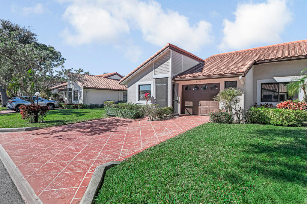 6235 Kings Gate Circle, Delray Beach, FL 33484