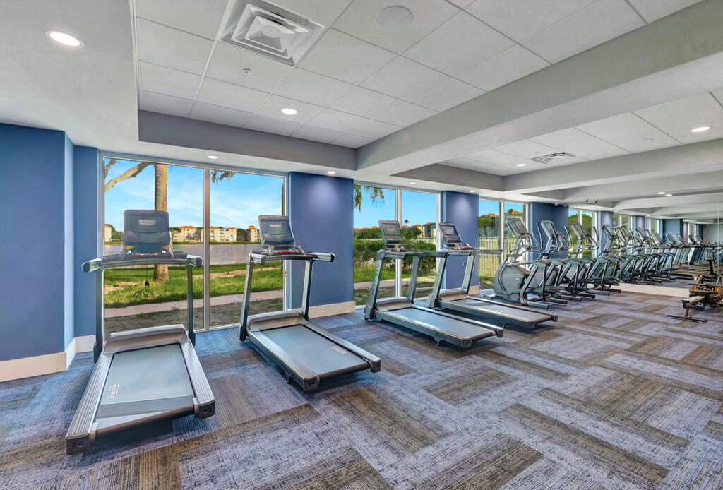 6235 Kings Gate Circle, Delray Beach, FL 33484