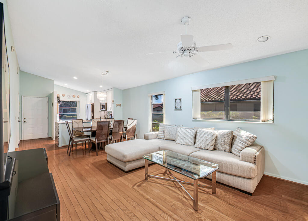6235 Kings Gate Circle, Delray Beach, FL 33484