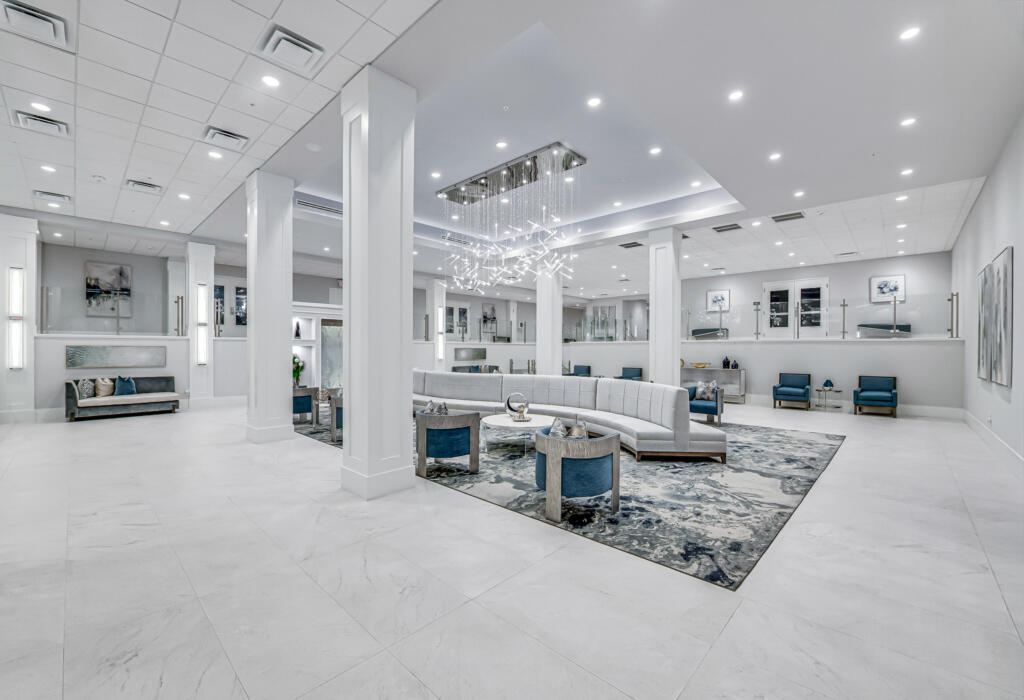 6235 Kings Gate Circle, Delray Beach, FL 33484