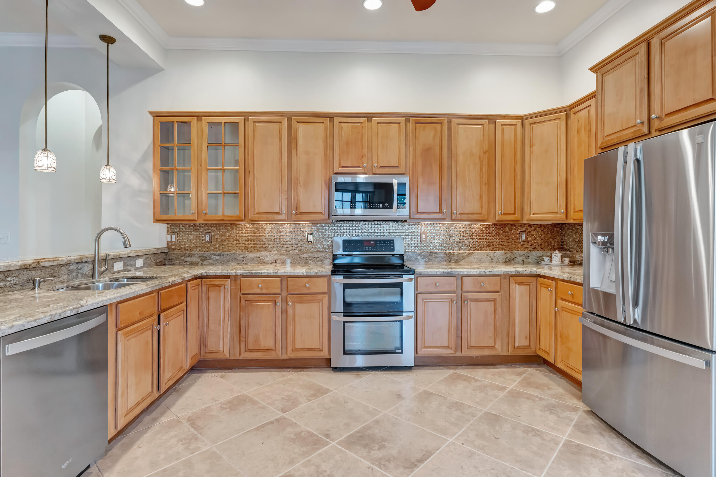 Spacious kitchen