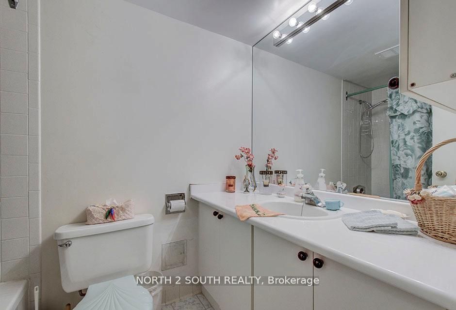 175 Hilda Avenue, #511, Toronto C, Toronto ON M2M 1V8