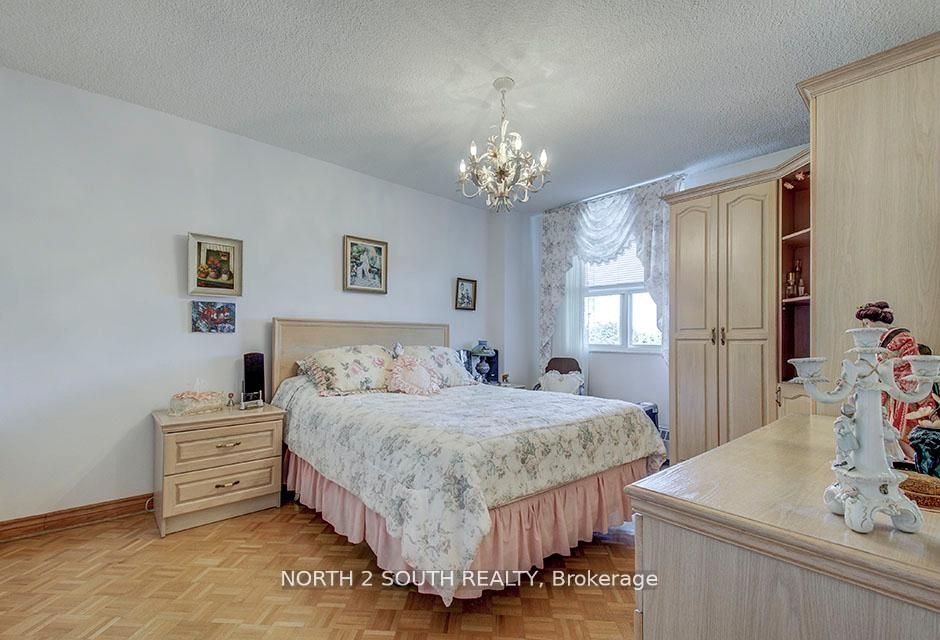 175 Hilda Avenue, #511, Toronto C, Toronto ON M2M 1V8