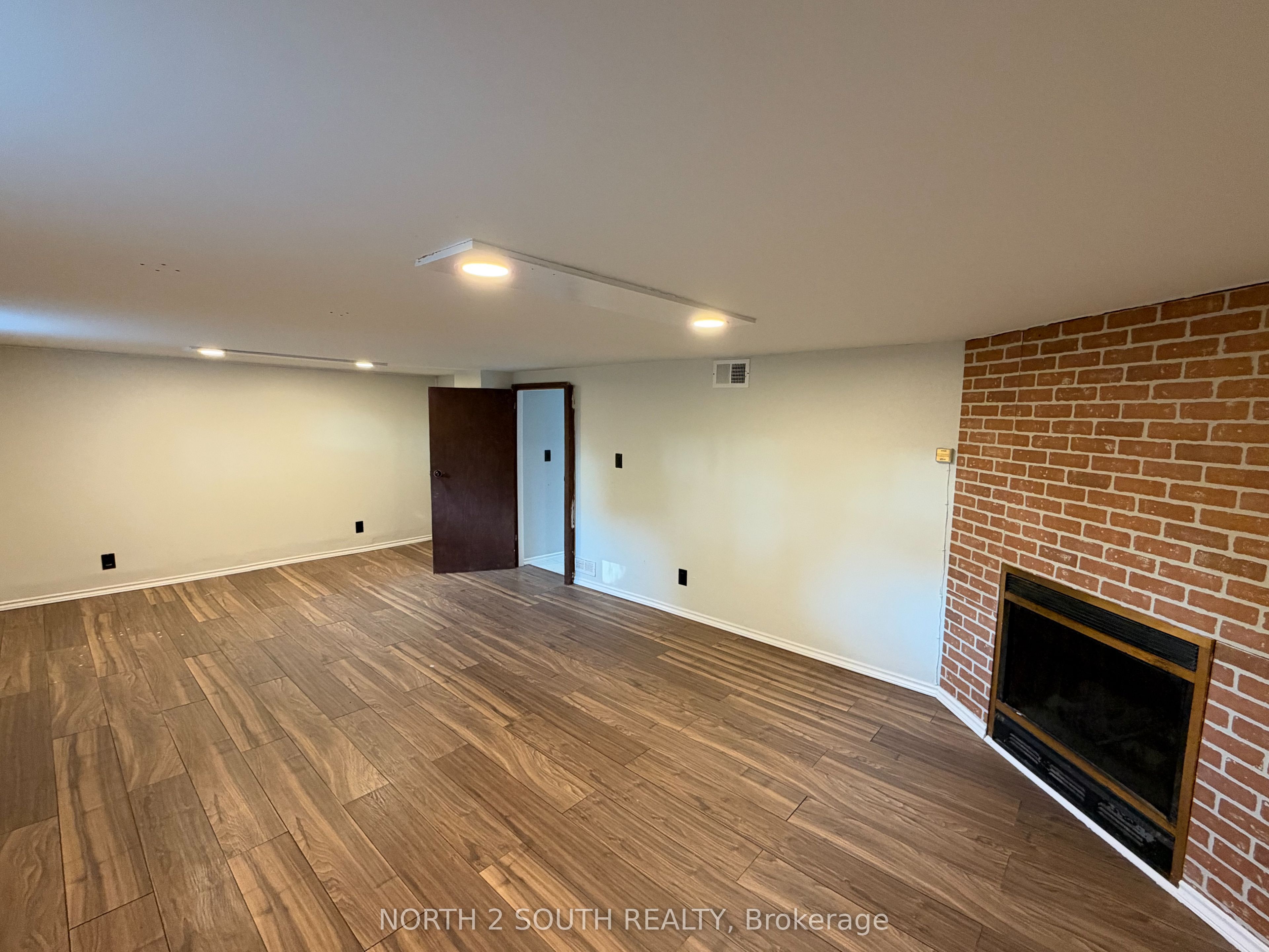 998 Warden Avenue, #Lower, Toronto E, Toronto ON M1R 2P1
