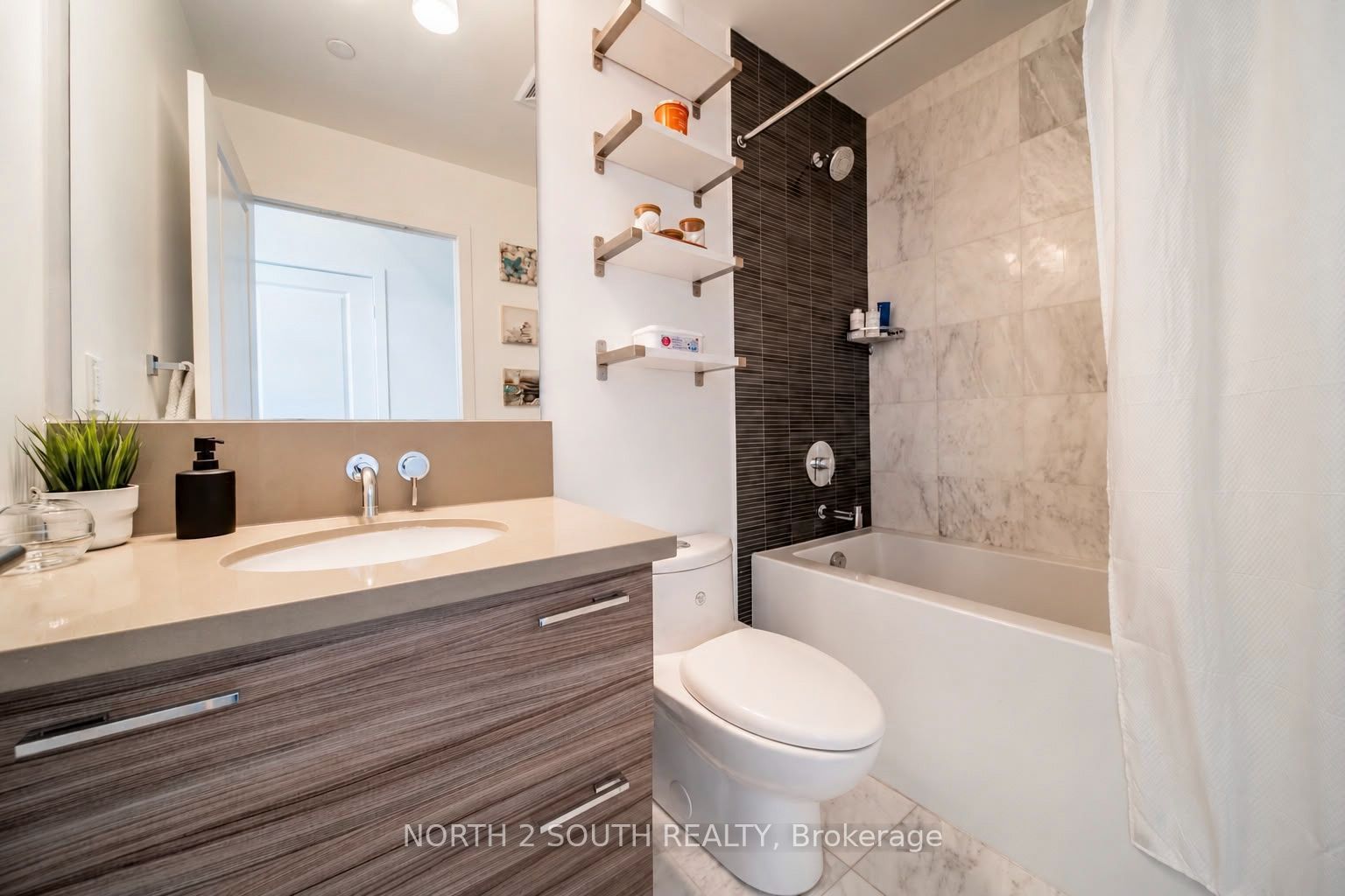 33 Shore Breeze Drive, #2604, Toronto W, Toronto ON M8V 1A1
