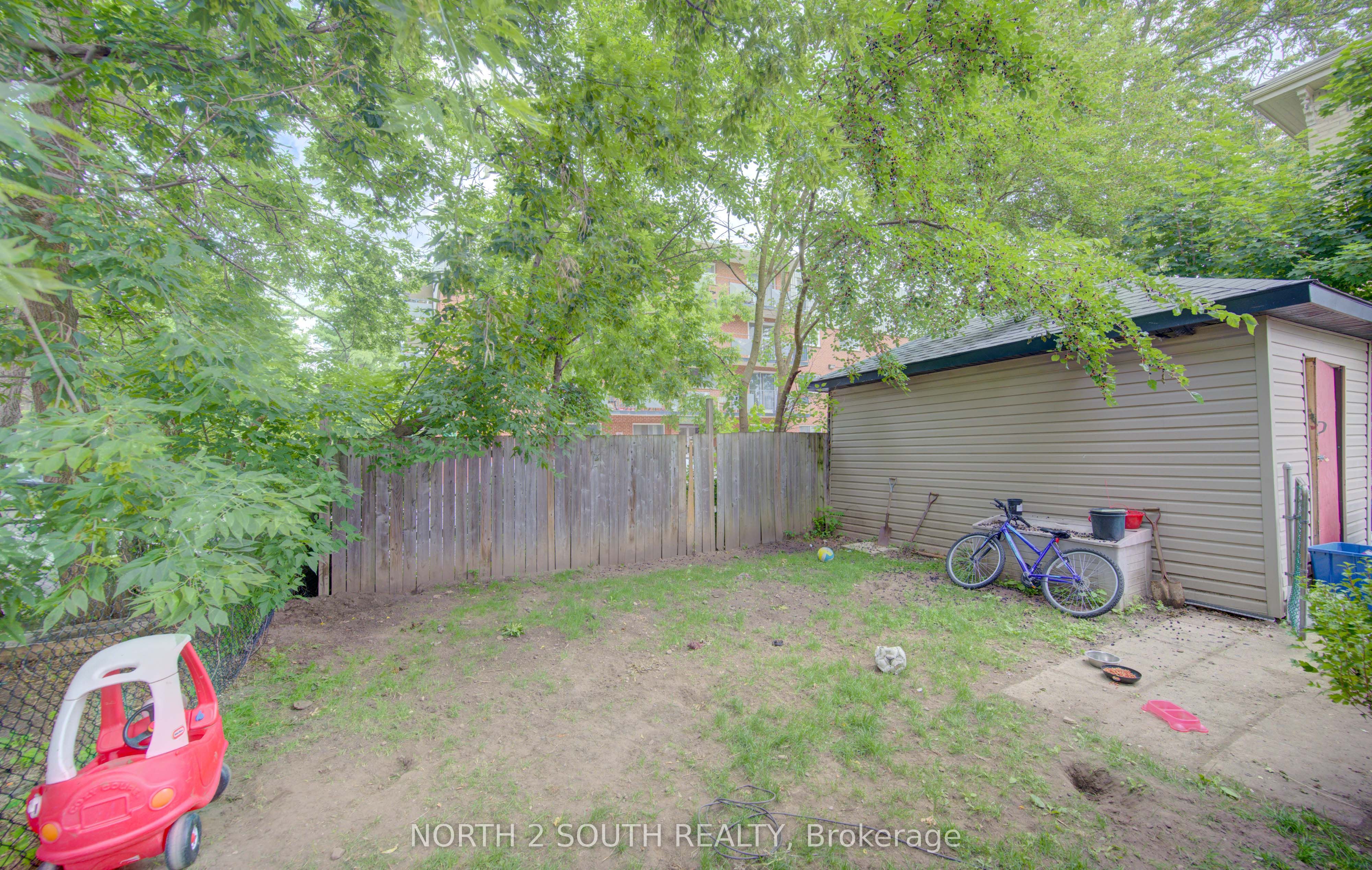 5 Fleet Street, Brantford, Brantford ON N3T 3S8