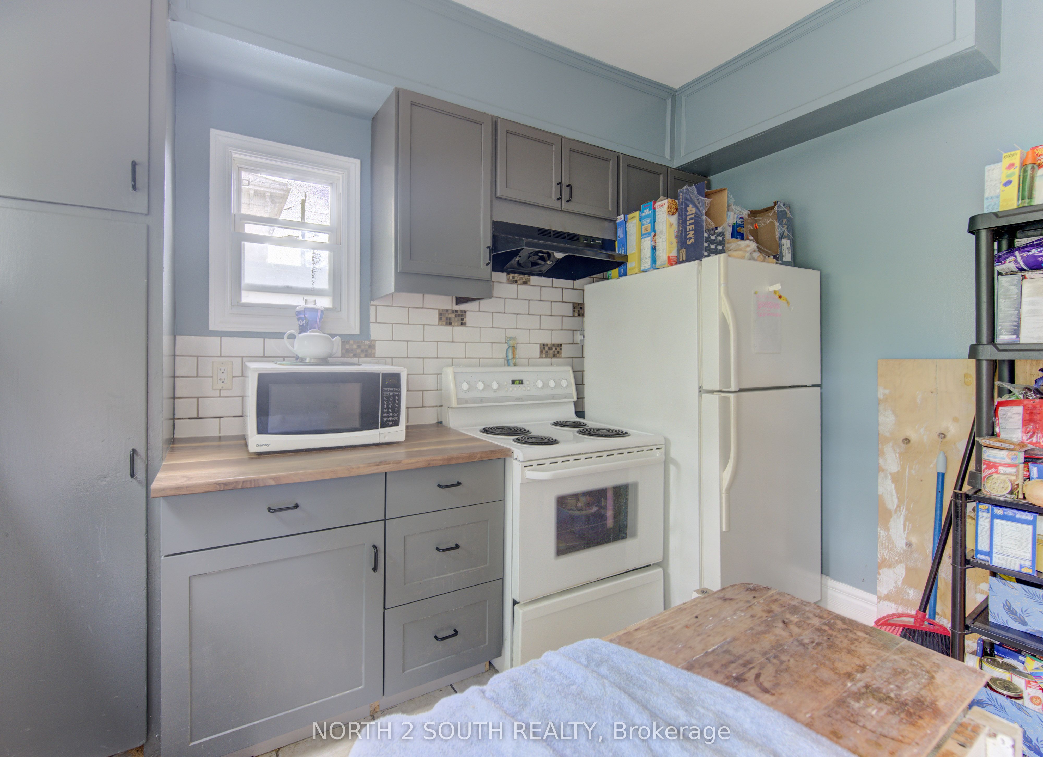 5 Fleet Street, Brantford, Brantford ON N3T 3S8