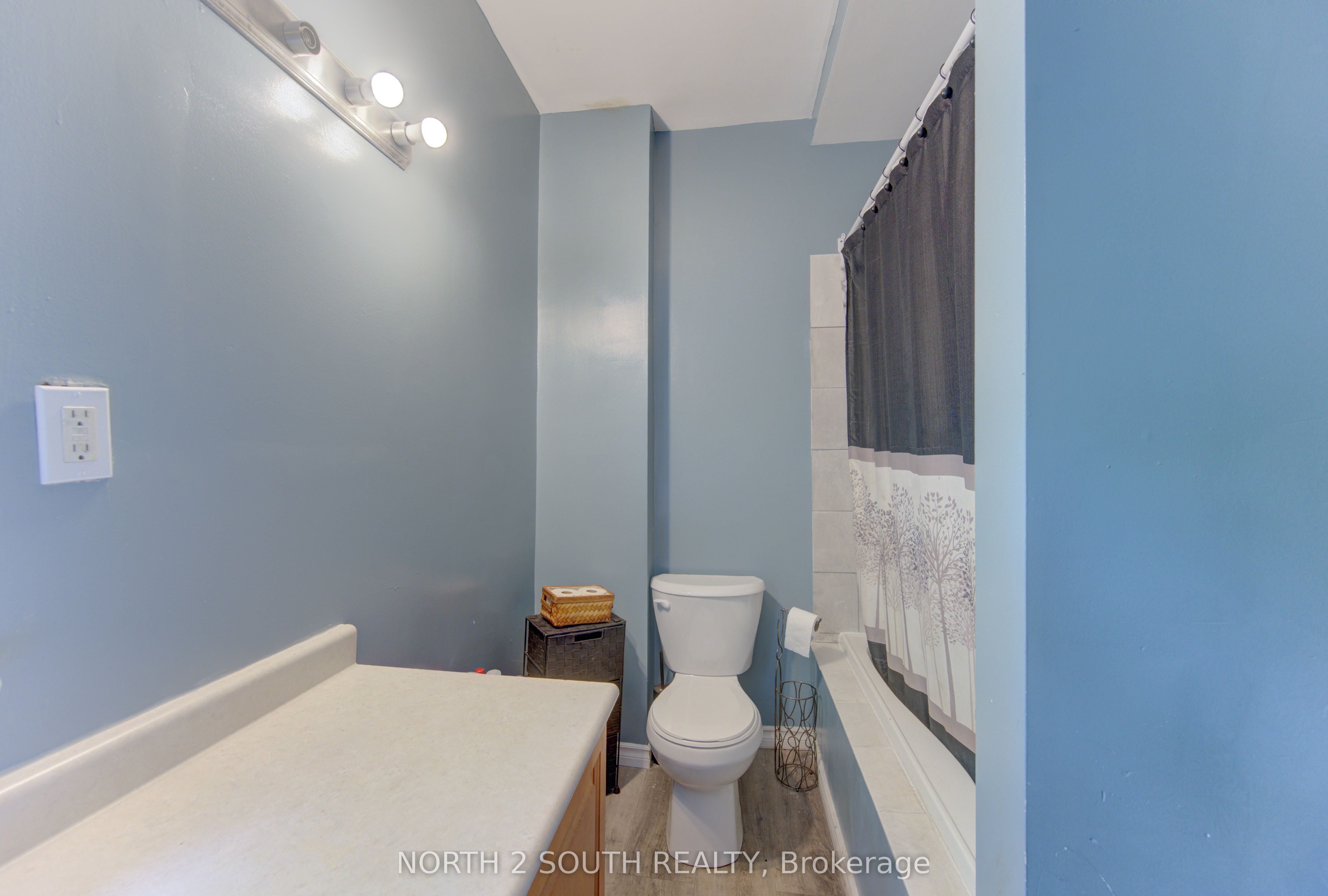 5 Fleet Street, Brantford, Brantford ON N3T 3S8