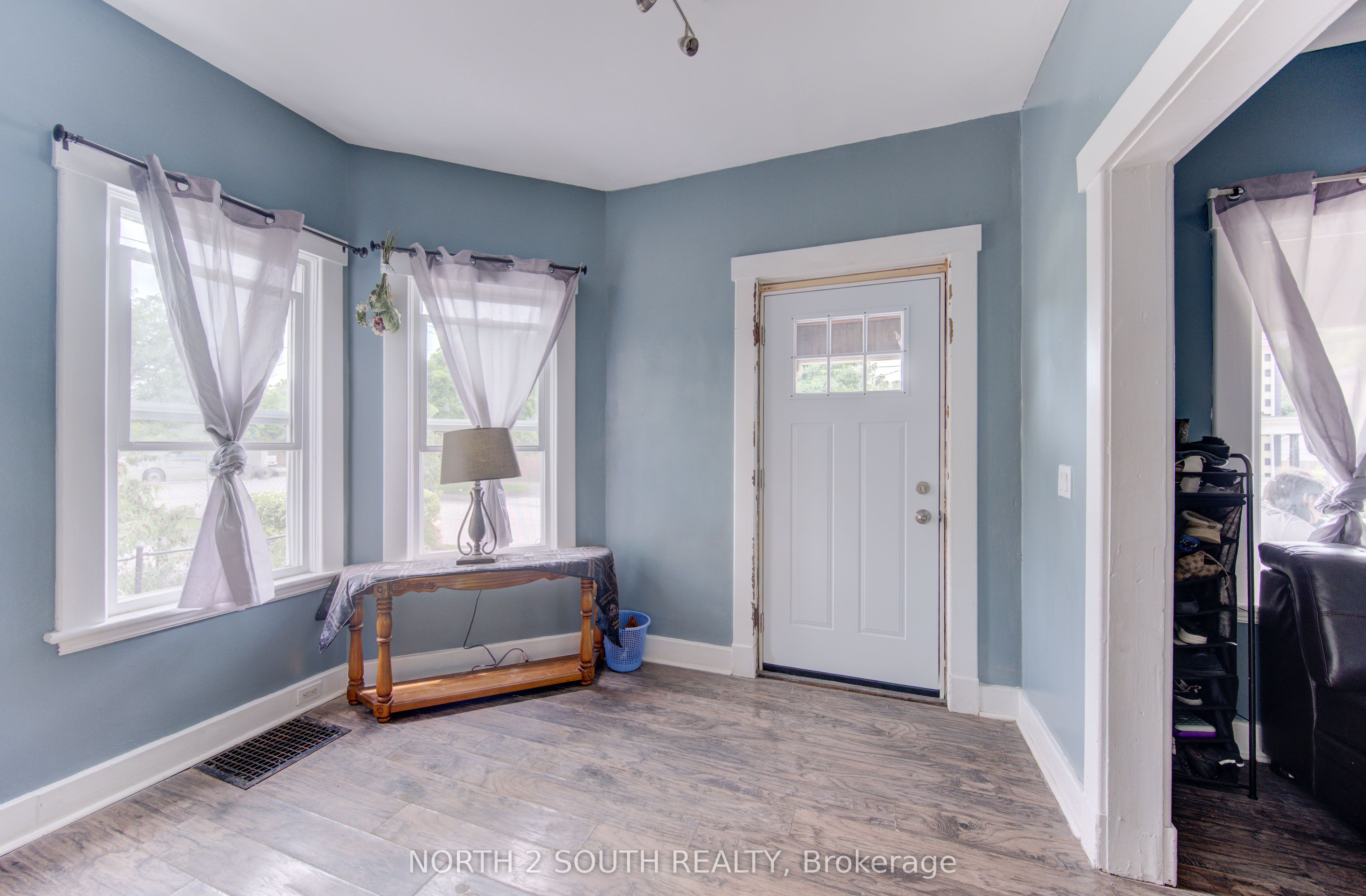 5 Fleet Street, Brantford, Brantford ON N3T 3S8 5 Fleet Street, Brantford, Brantford ON N3T 3S8