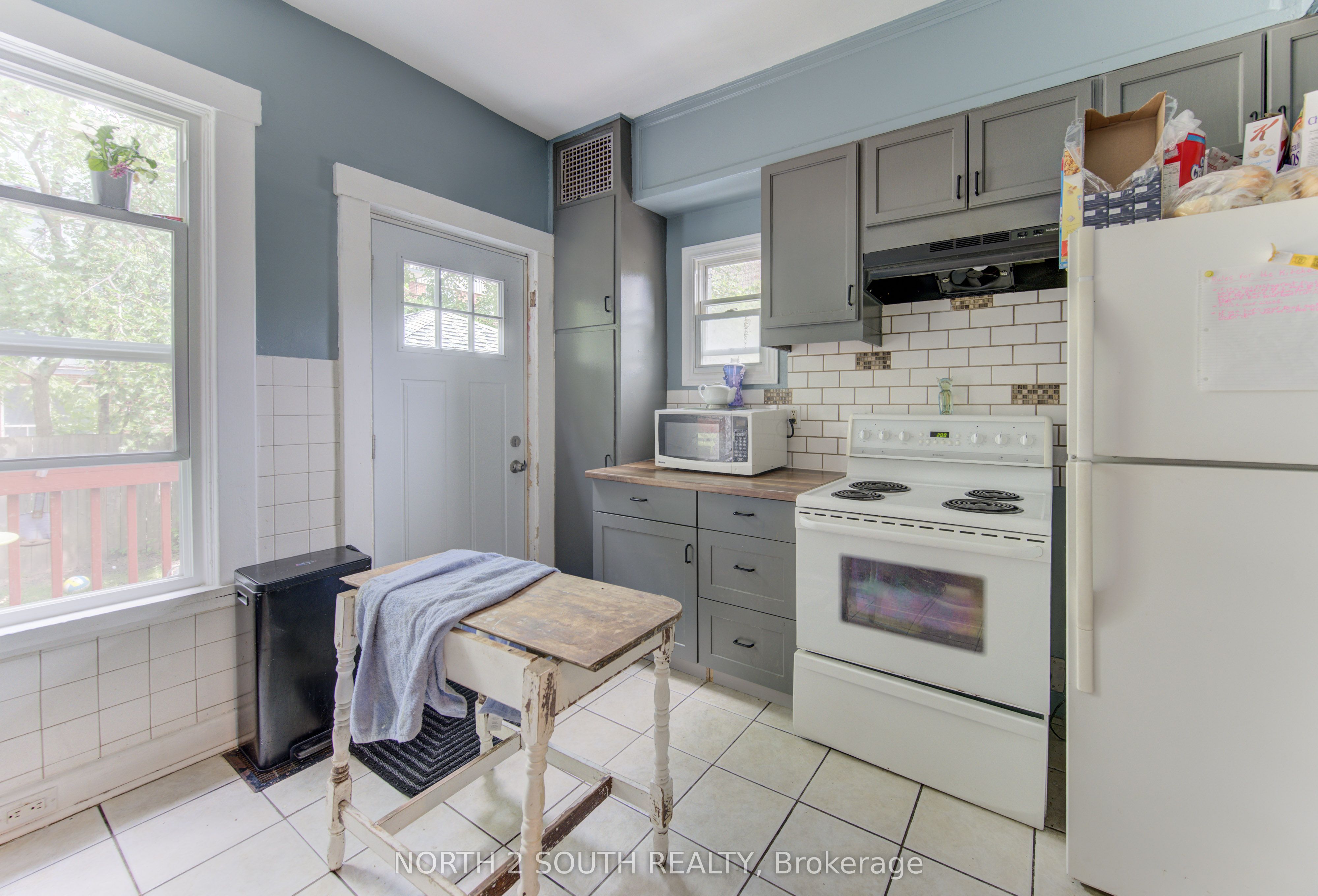 5 Fleet Street, Brantford, Brantford ON N3T 3S8