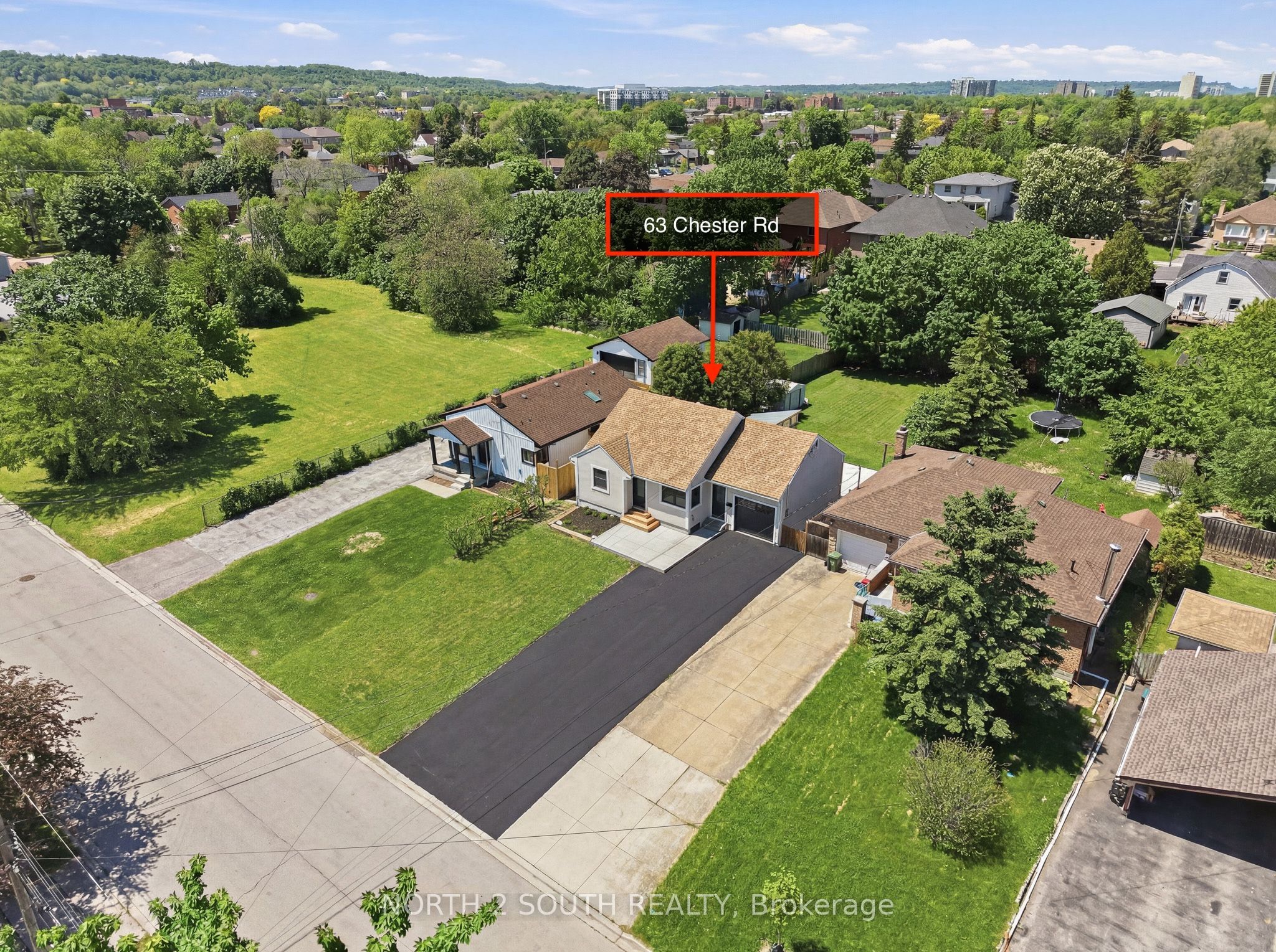 63 Chester Road, Hamilton, Hamilton ON L8E 1Y1