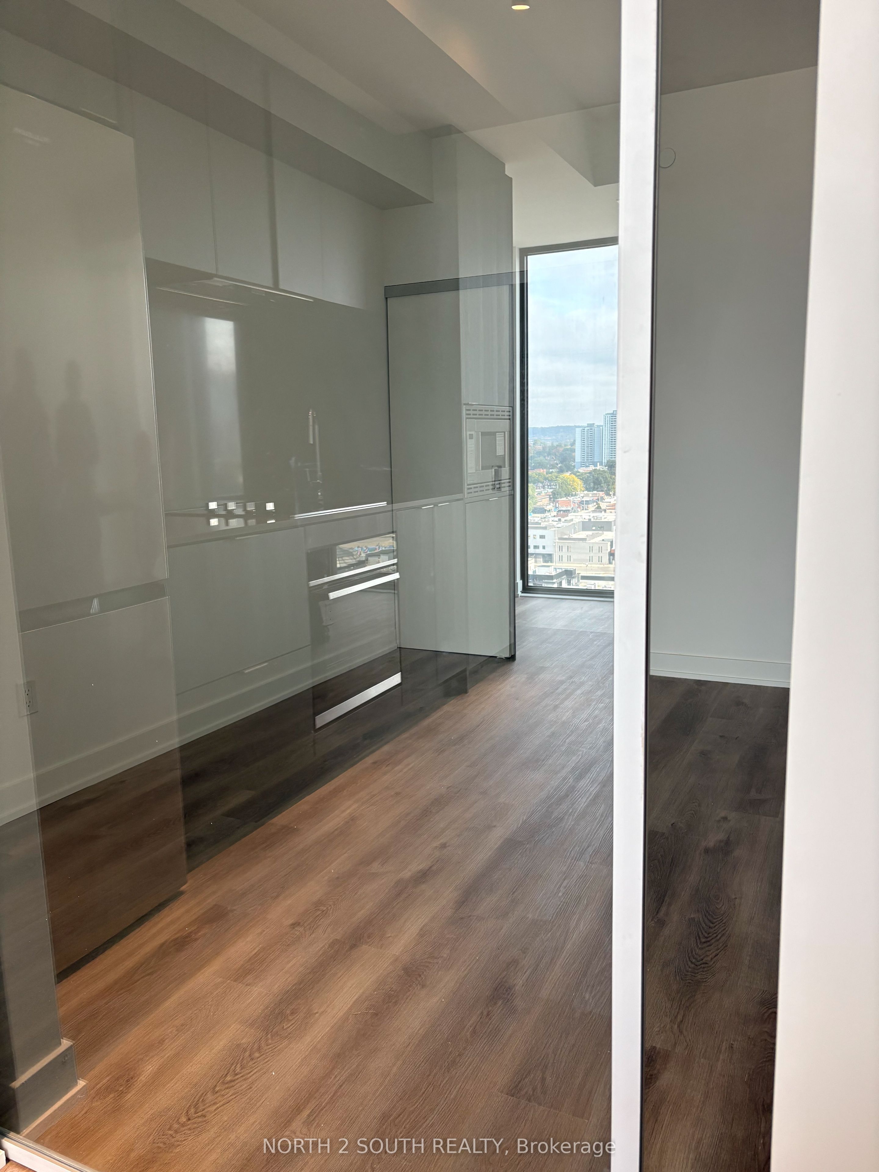 91 John Street, #1607, Hamilton, Hamilton ON L8R 0B6