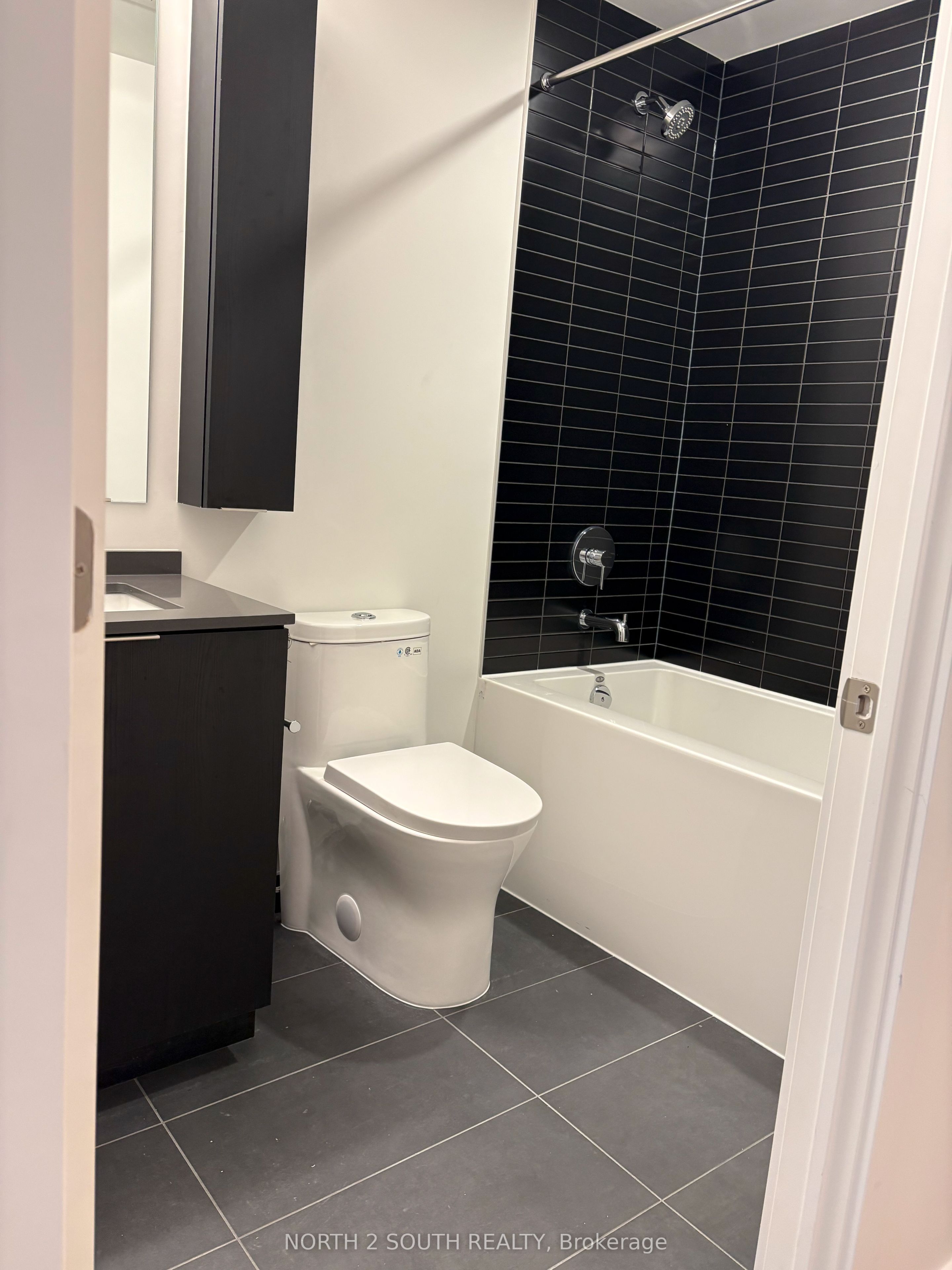 91 John Street, #1607, Hamilton, Hamilton ON L8R 0B6