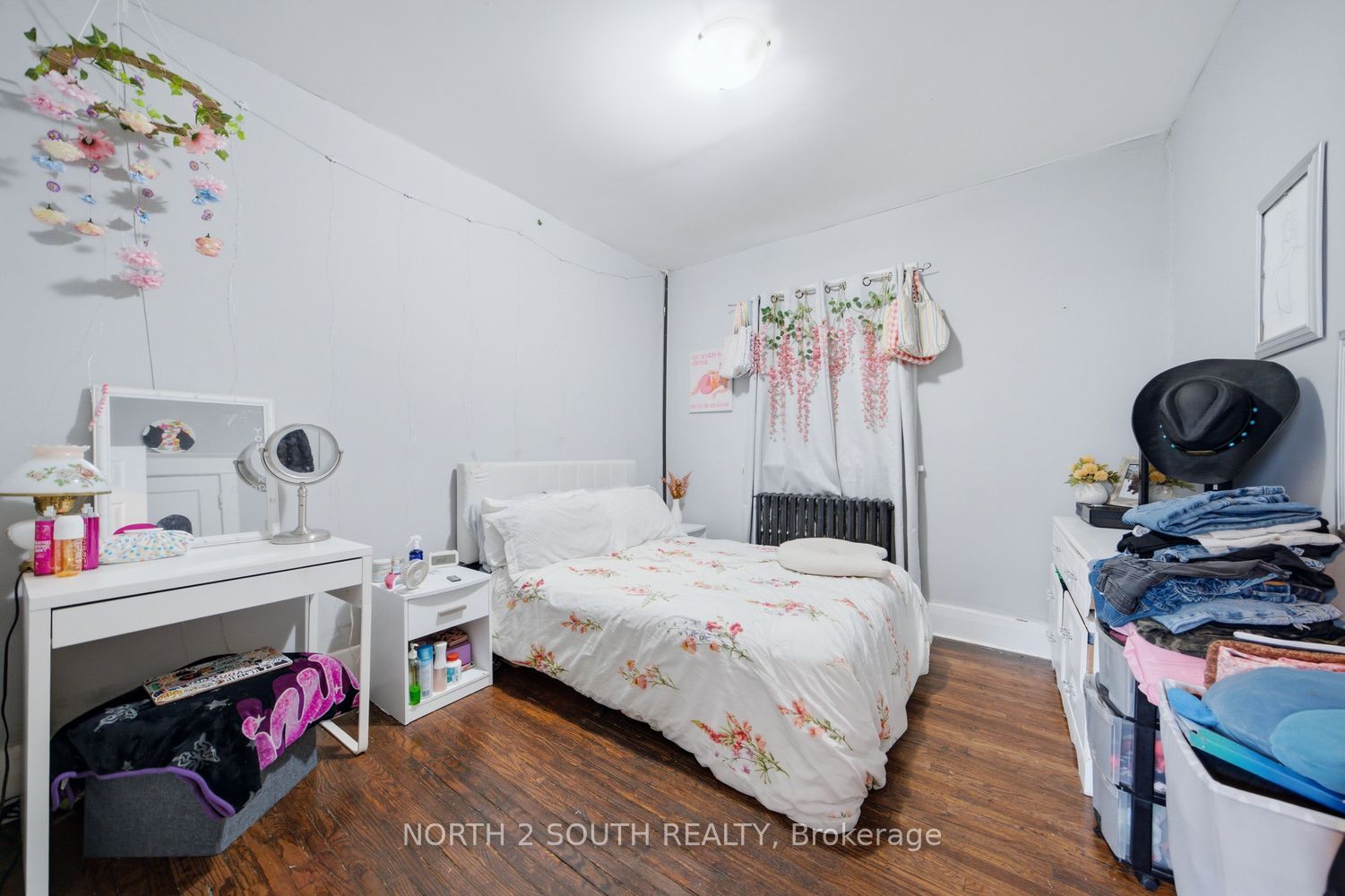 880 Dundas Street E, London East, Middlesex ON N5W 3A1