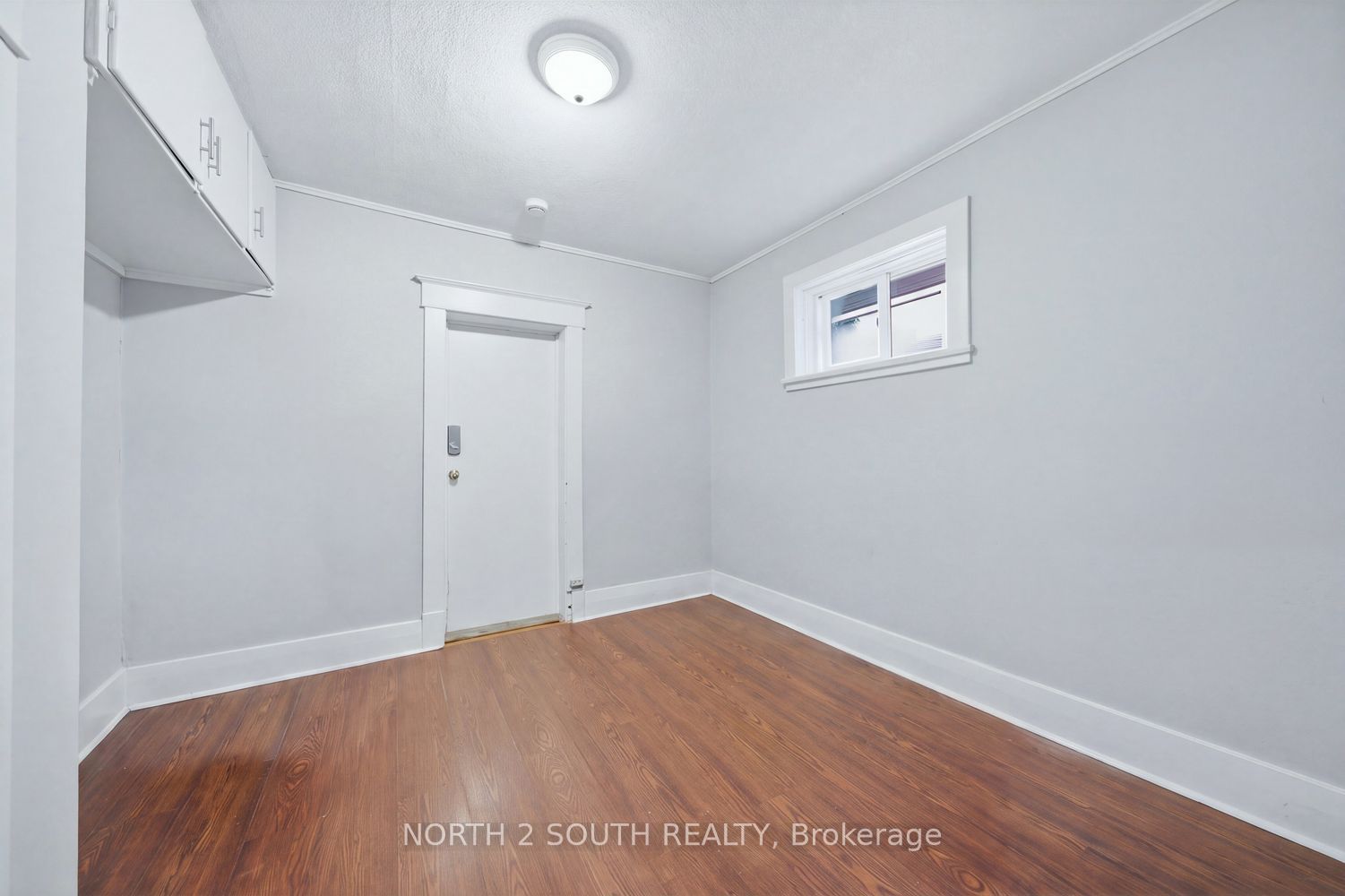 880 Dundas Street E, London East, Middlesex ON N5W 3A1