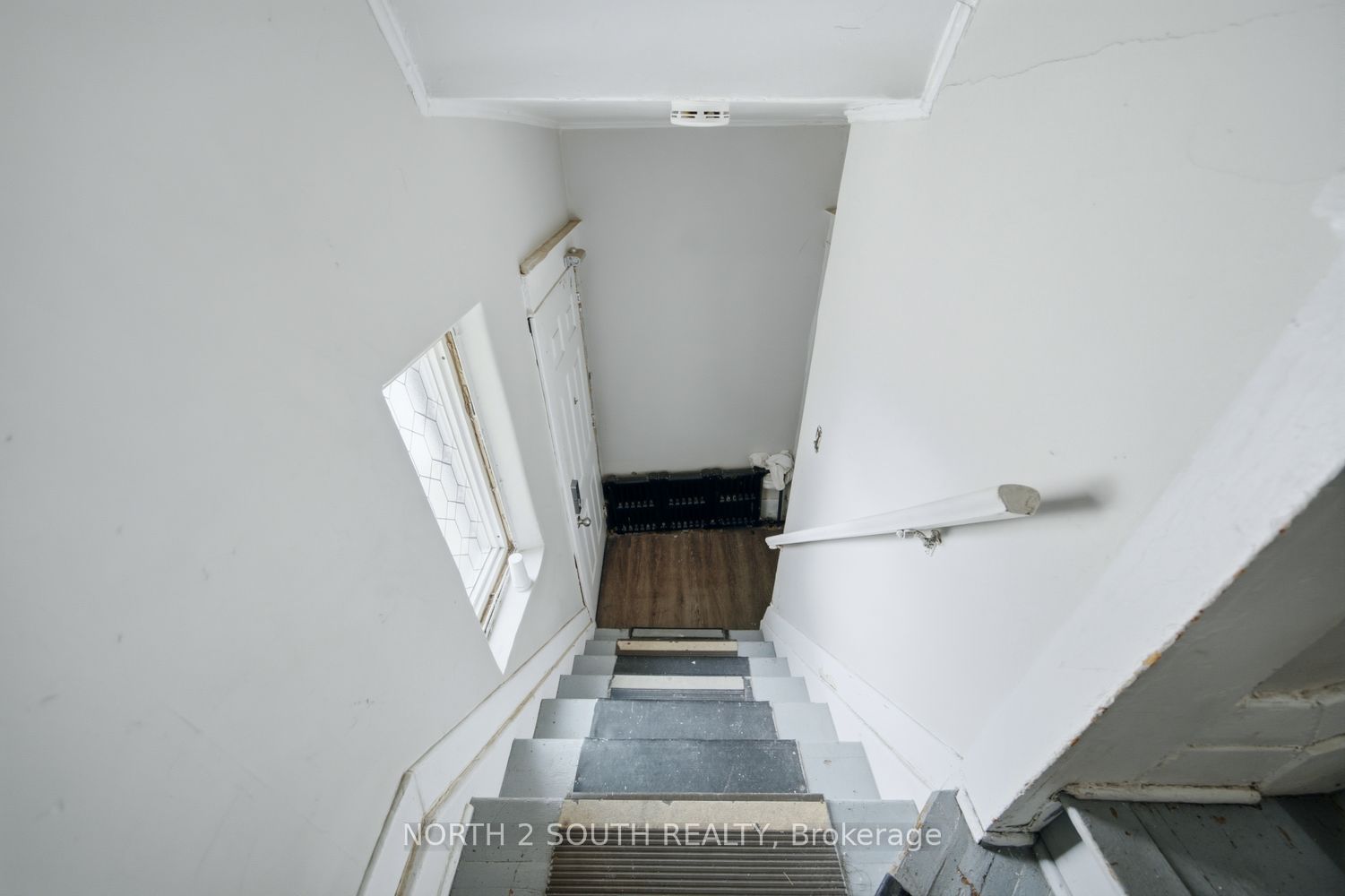 880 Dundas Street E, London East, Middlesex ON N5W 3A1